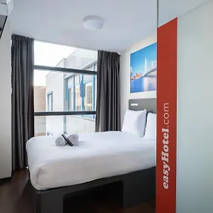 ** Szálloda Easyhotel Centre Hollandia